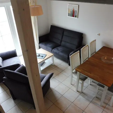 Doppelhaushalfte Windjammer Tatil Evi *